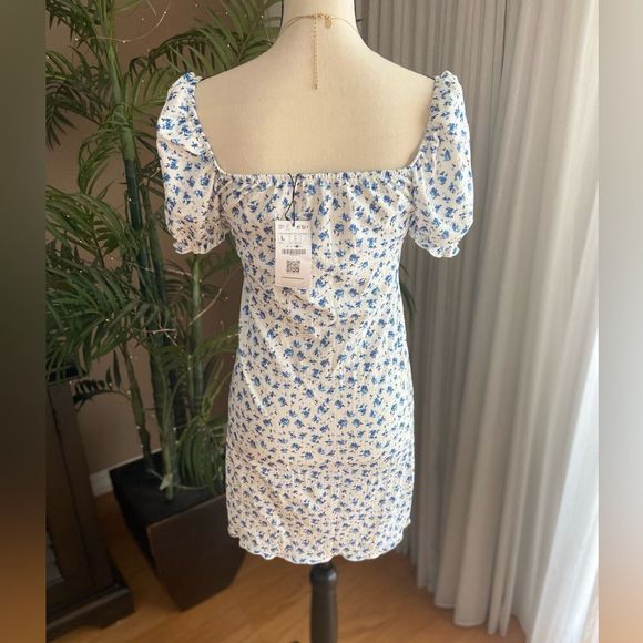 Stradivarius Mini Milkmaid Cottagecore Dress in Blue Floral NWT - Picture 5 of 7